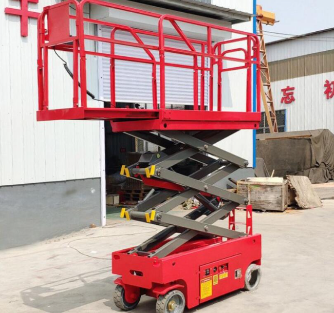 尼玛移动剪叉式升降机