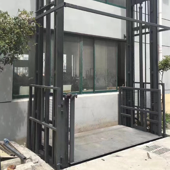 尼玛5吨室外升降货梯